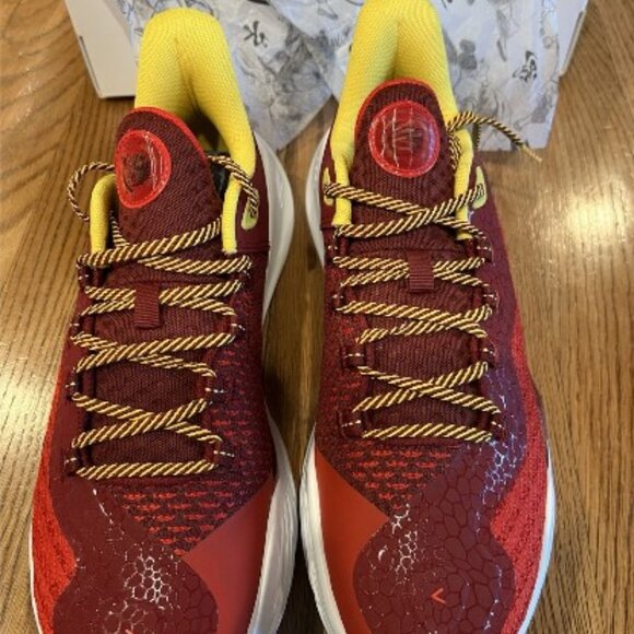 Under Armour Curry 11 Fire Red Unisex Men 11.5/Women 13 - Picture 6 of 7